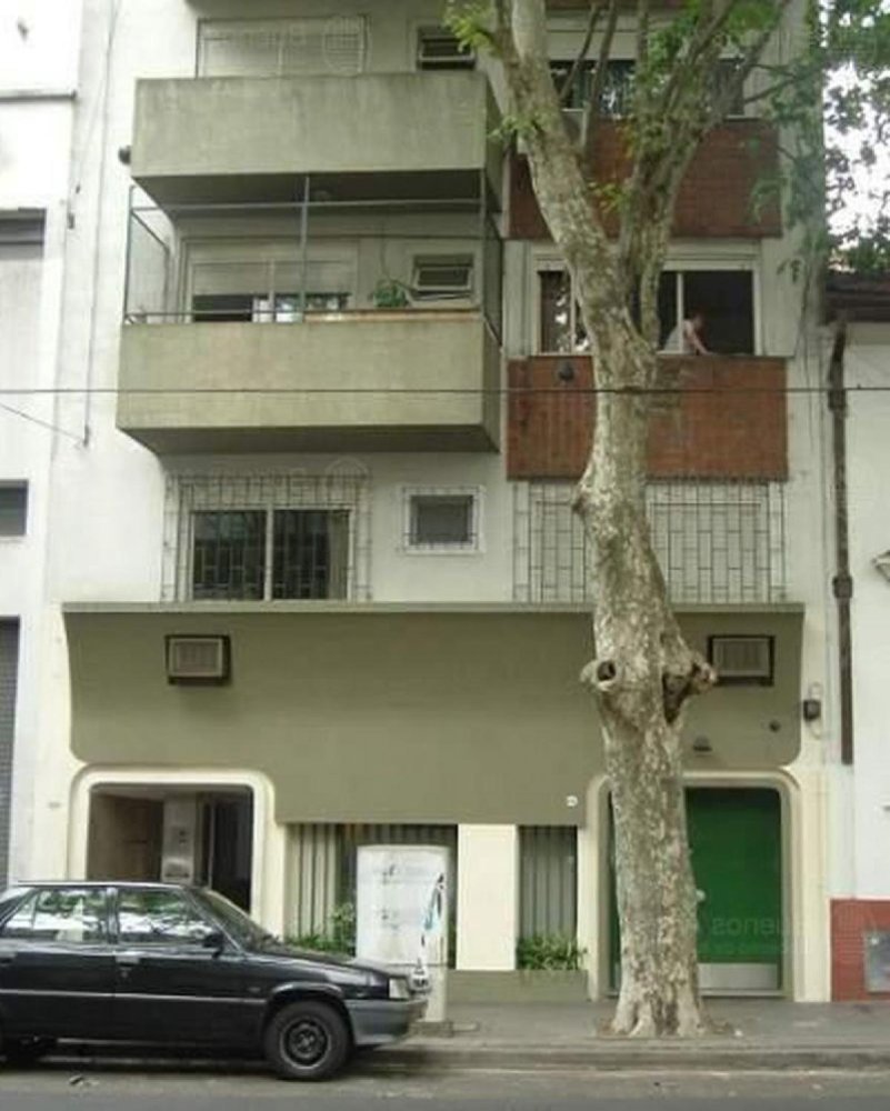 128m² Office in Buenos Aires, Argentina No. 107784