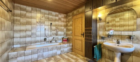 Casa de 7 dormitorios en Muhldorf am Inn, Germany No. 288824 16