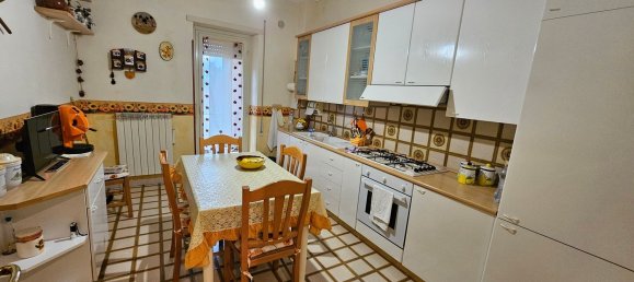 3غرفة شقة في Frosinone, Italy رقم 139387 3