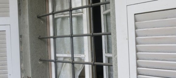 8 rooms House in Comano, Italy No. 92938 11