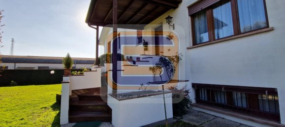 9-salle Villa à Legnaro, Italy No. 12856 5