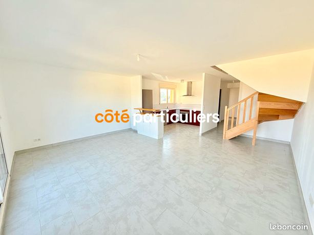 3 bedrooms Duplex in Pont-de-l'Arche, France No. 315309