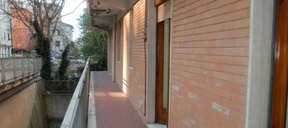 3 rooms Apartment in Potenza, Italy No. 156975 8