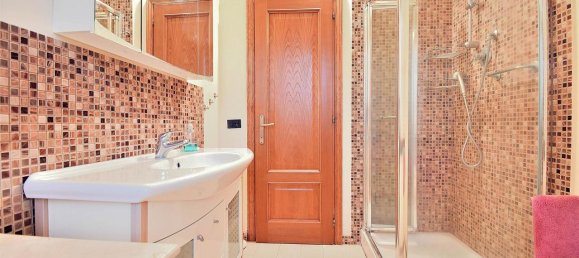 5غرفة شقة في Siena, Italy رقم 40856 19