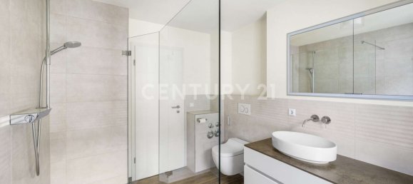 4-Zimmer Doppelhaus in Lörrach, Germany, Nr. 277891 6