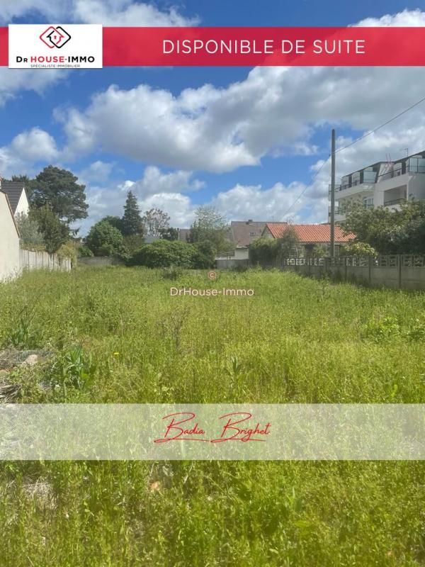 735m² Land in Sainte-Genevieve-des-Bois, France No. 170770