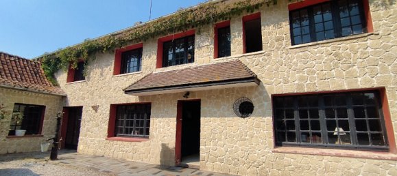 6 bedrooms House in Hesdin, France No. 159949 2