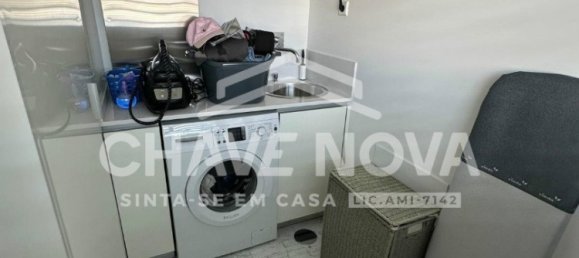 3 bedrooms Apartment in Porto, Portugal No. 135477 5