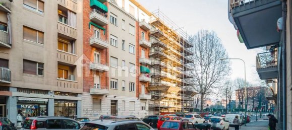 2 Schlafzimmer Wohnung in Turin, Italy, Nr. 62456 14