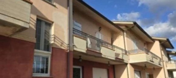 8-salle Appartement à Polverigi, Italy No. 10647 4