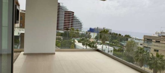 2 Schlafzimmer Wohnung in Germasogeia, Cyprus, Nr. 8133 6