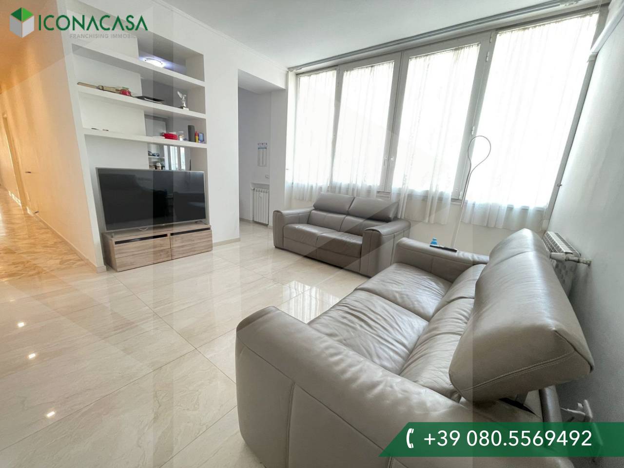 6 rooms Apartment in Bari, Italy No. 32239