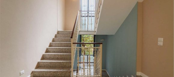 200m² Commercial property in Novara, Italy No. 215652 19