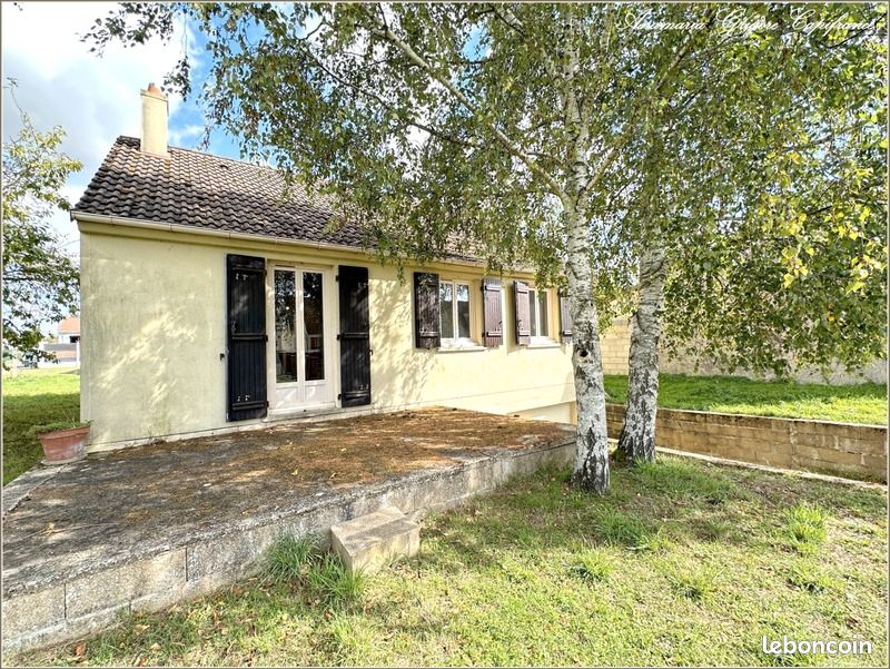 3 bedrooms House in Courville-sur-Eure, France No. 238975