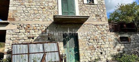 6 bedrooms House in Lupara, Italy No. 113207 6