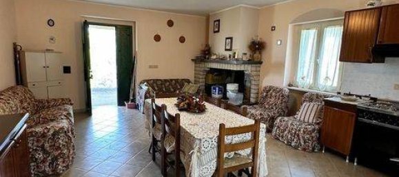 6 bedrooms House in Lupara, Italy No. 113207 14