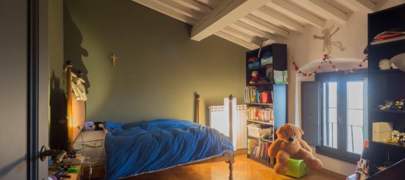 9 rooms Apartment in San Casciano in Val di Pesa, Italy No. 195601 3