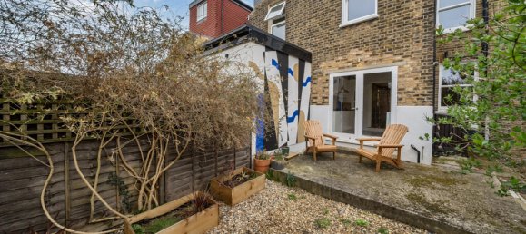 3 bedrooms House in London, United Kingdom No. 7662 10