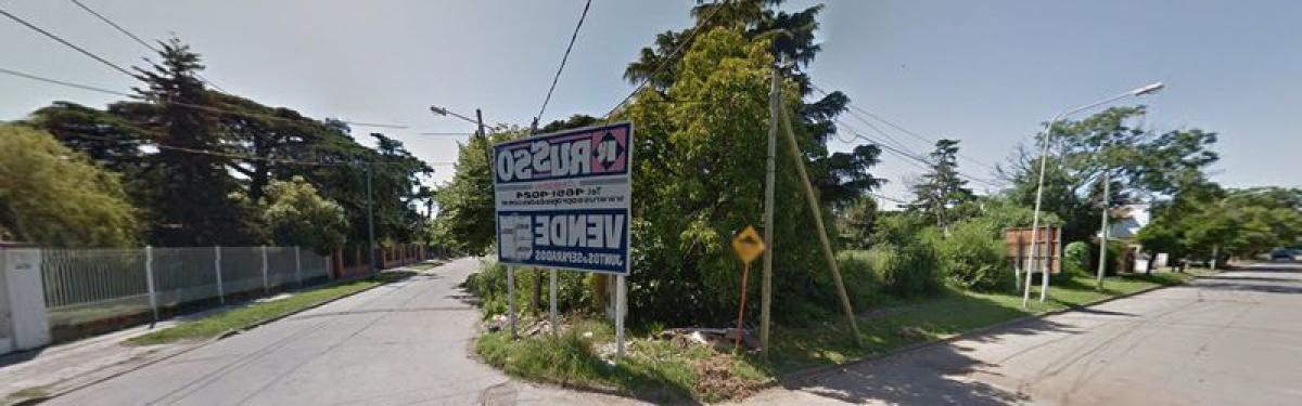  Land in Bermudez, Argentina No. 37196