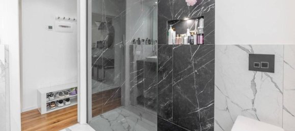 4 rooms Apartment in Verona, Italy No. 36042 18