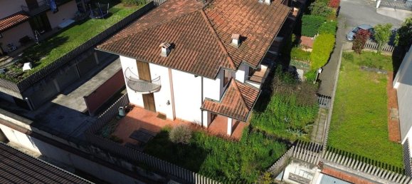 Villa de 4 habitaciónes en Calcio, Italy No. 278505 2