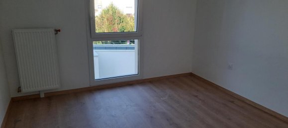 3 rooms Apartment in Reims, France No. 211010 3