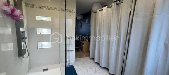 4 غرف نوم منزل في Montfermeil, France رقم 356336 8