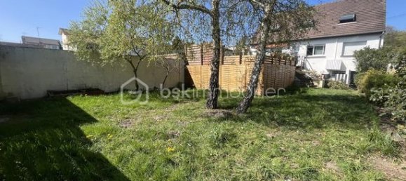 4 غرف نوم منزل في Montfermeil, France رقم 356336 19