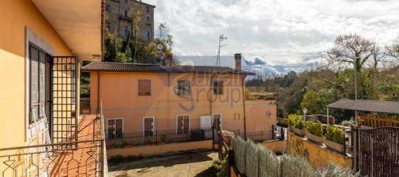 Квартира с 4 комнатами в Рим, Италия № 40471 42