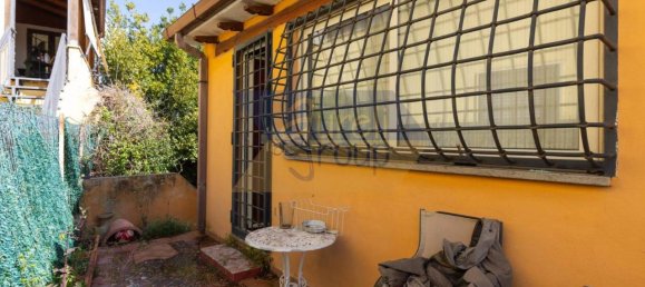 Квартира с 4 комнатами в Рим, Италия № 40471 45