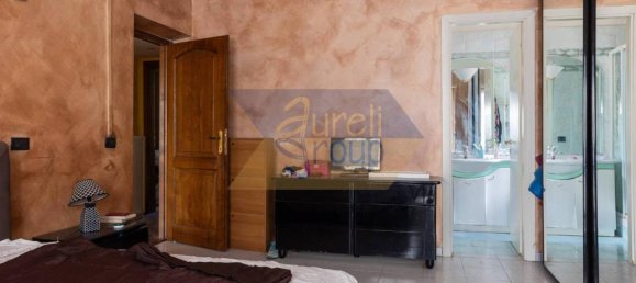 Квартира с 4 комнатами в Рим, Италия № 40471 53