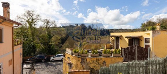 Квартира с 4 комнатами в Рим, Италия № 40471 41