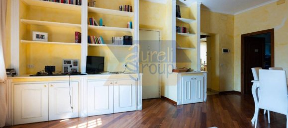 Квартира с 4 комнатами в Рим, Италия № 40471 6