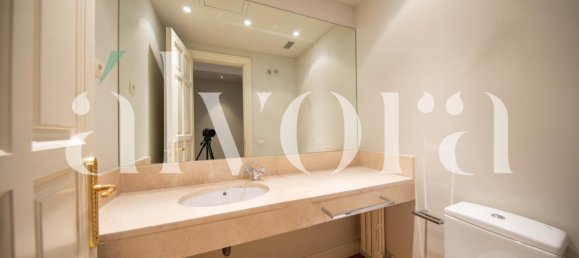 3 bedrooms Apartment in Madrid, Spain No. 85321 12