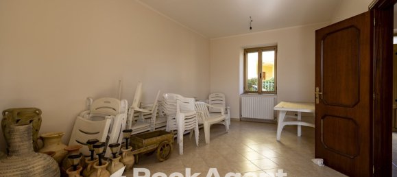 Villa de 6 divisões em Catanzaro, Italy N.º 224103 7