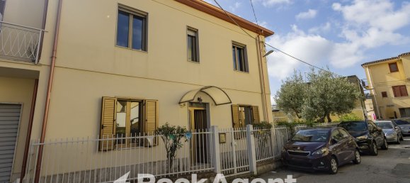 Villa de 6 divisões em Catanzaro, Italy N.º 224103 6