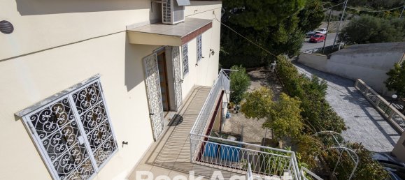 Villa de 6 divisões em Catanzaro, Italy N.º 224103 26