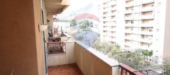 Apartamento de 4 habitaciónes en Palermo, Italy No. 144165 5