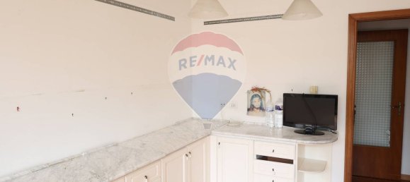 Apartamento de 4 habitaciónes en Palermo, Italy No. 144165 14