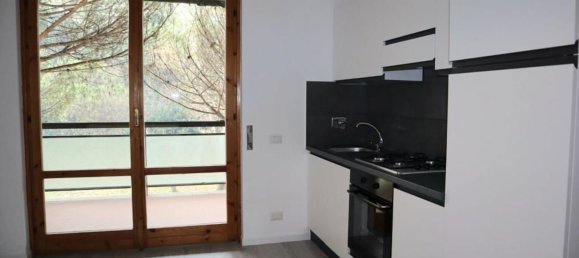 3 rooms Apartment in Rome, Italy No. 44737 17