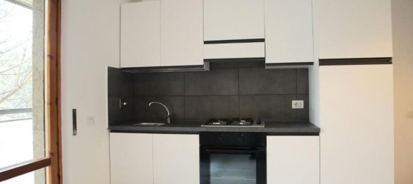3 rooms Apartment in Rome, Italy No. 44737 21