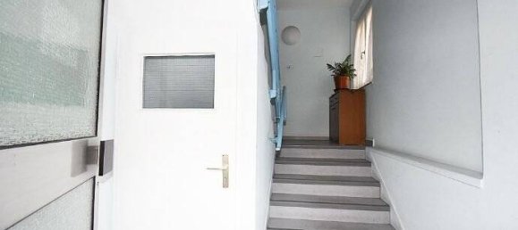 Квартира с 3 комнатами в Штутгарт, Германия № 79701 7