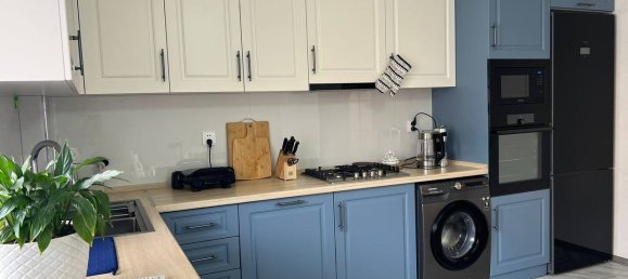 3 bedrooms Apartment in Khatay, Azerbaijan No. 1683 2