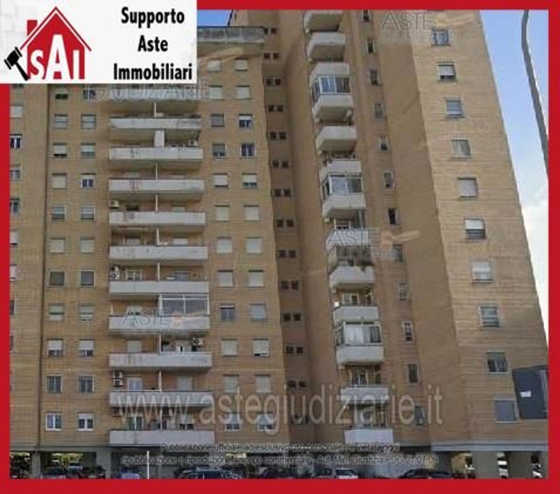 5 bedrooms Apartment in Latina, Italy No. 378007