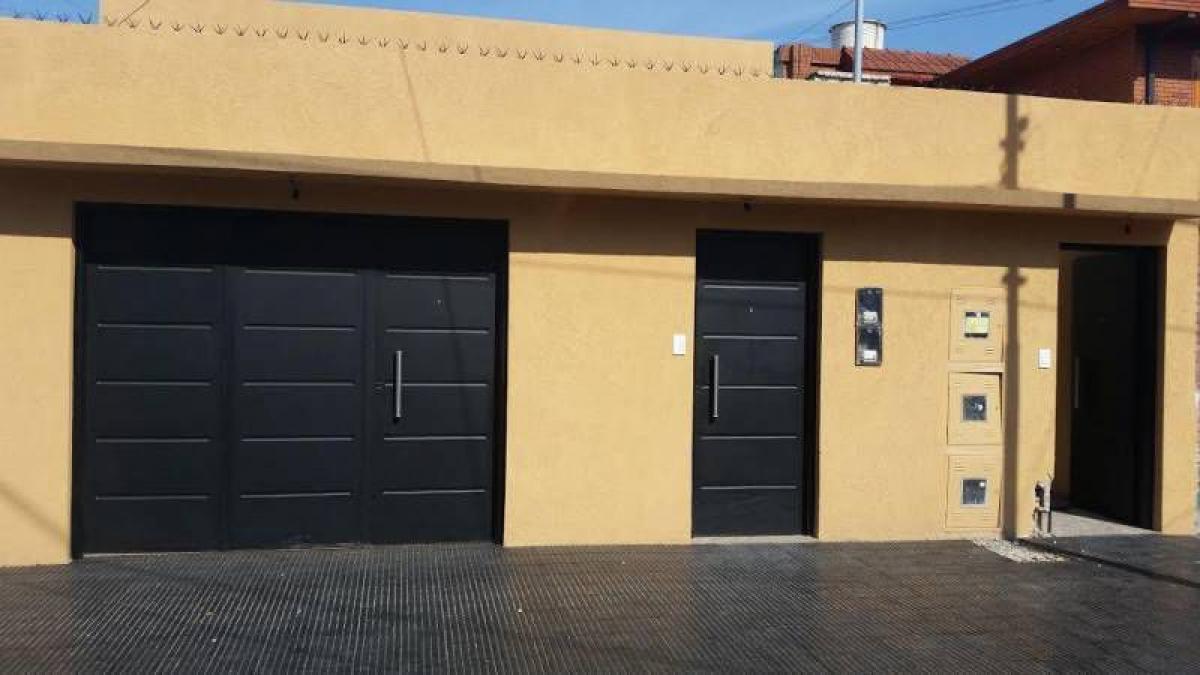 2 chambres Maison à Lanus, Argentina No. 9034