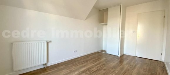 Apartamento de 2 dormitorios en Saint-Denis-en-Val, France No. 75890 4
