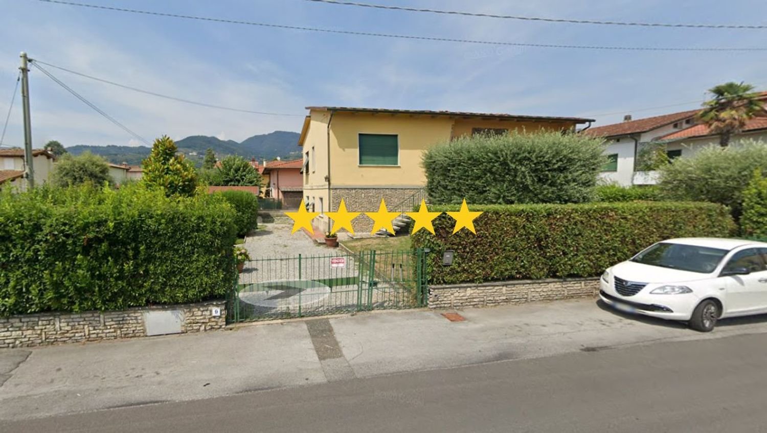 7 rooms Apartment in Capannori, Italy No. 197027