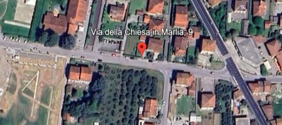 7 rooms Apartment in Capannori, Italy No. 197027 3