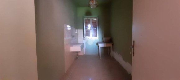 2 bedrooms Villa in Vico nel Lazio, Italy No. 184674 9