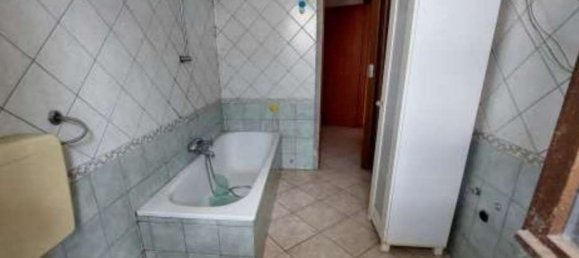 6-salle Appartement à Trino, Italy No. 51282 5